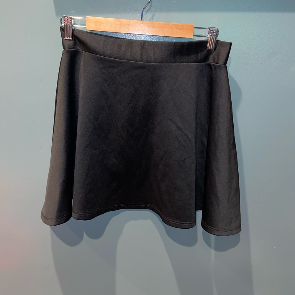 LOVE TEASE SKIRT